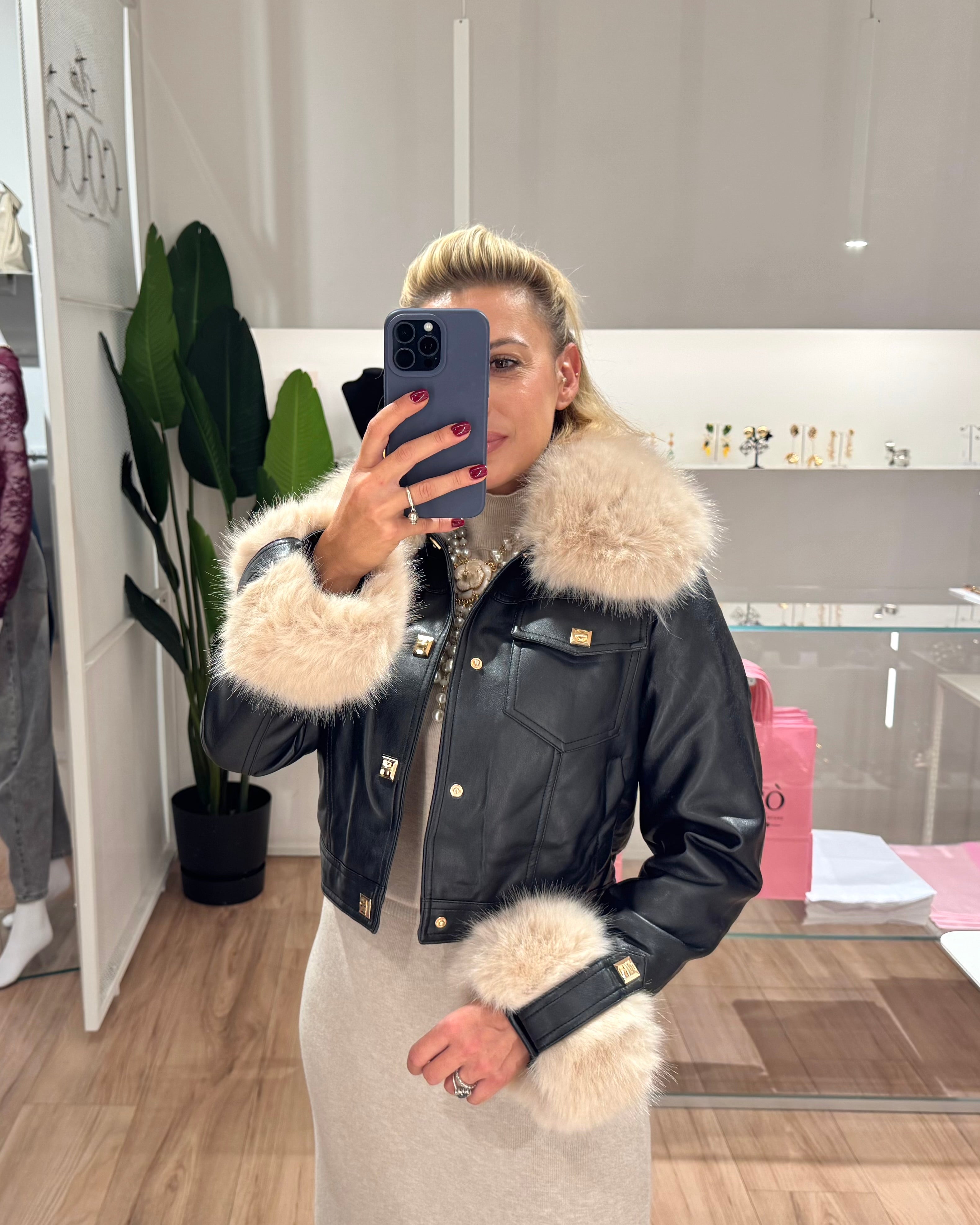 Giubbino “Anika Nero”