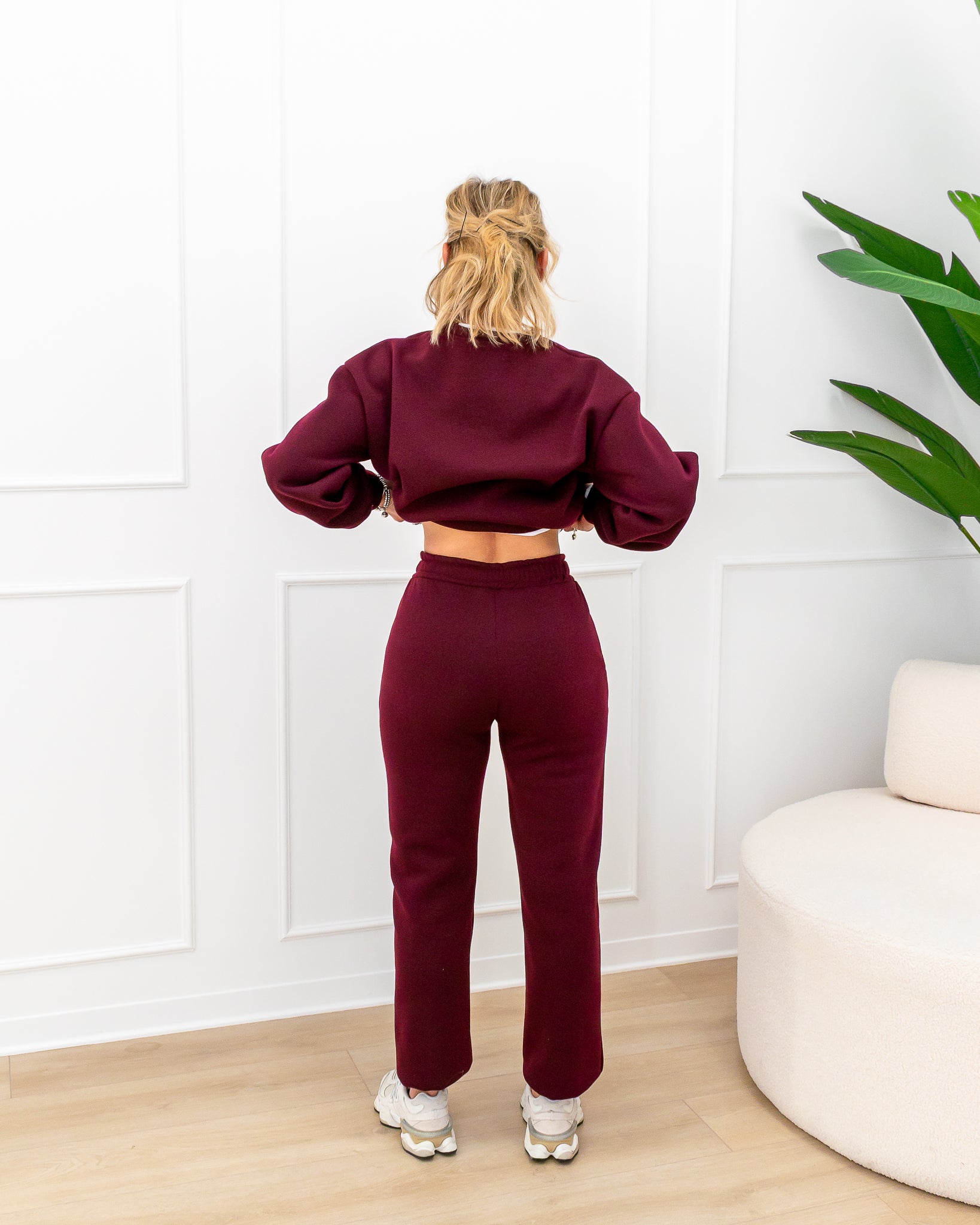 Completo “Melissa Bordeaux”