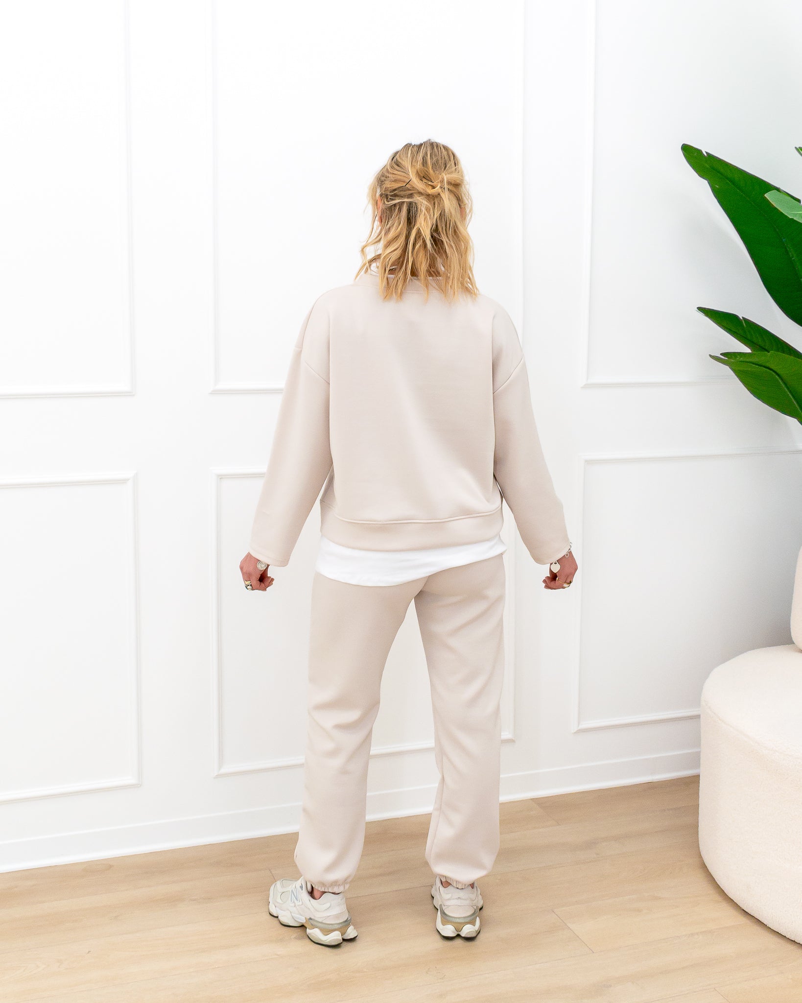 Completo “Sandra Beige”