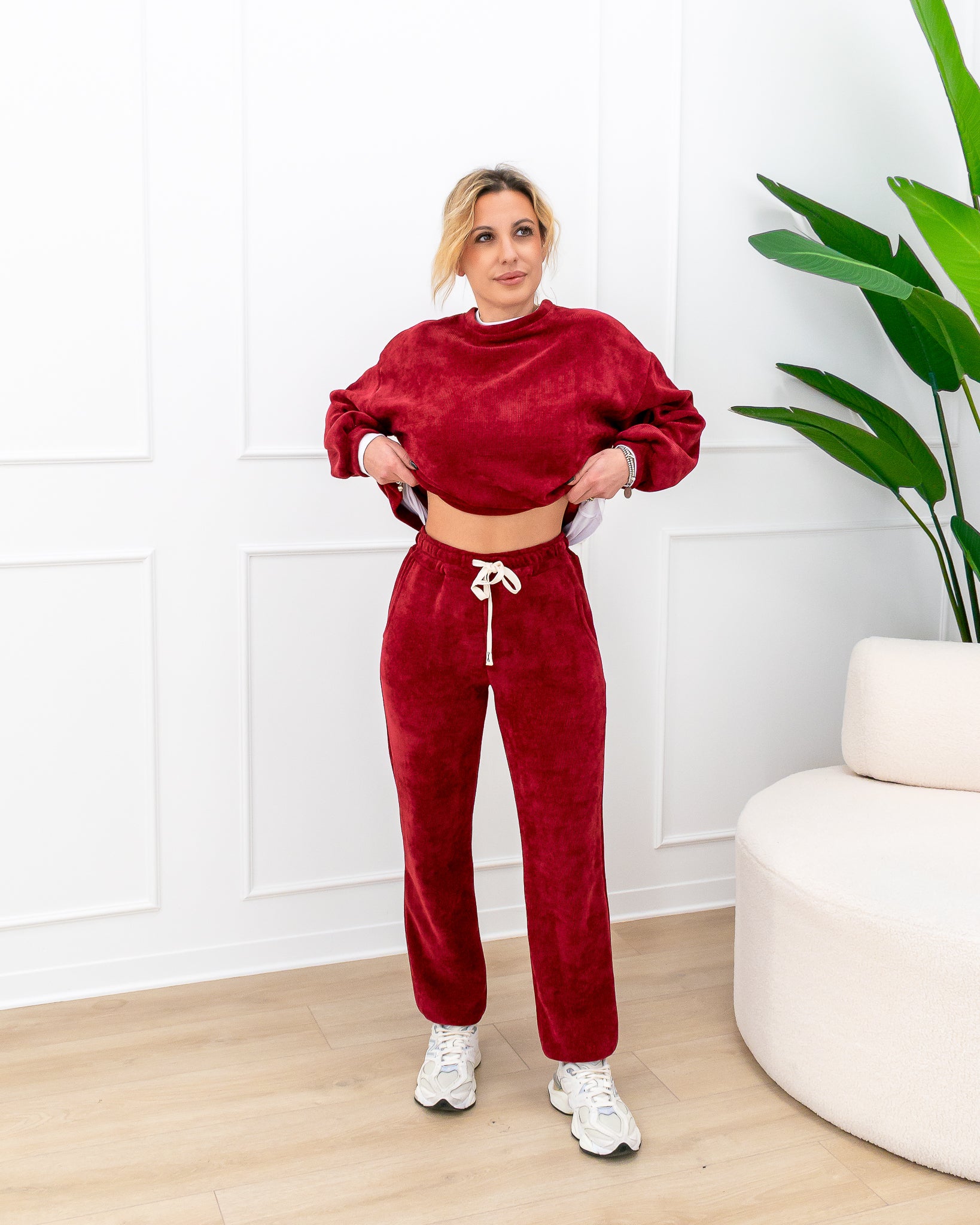 Completo “Melania Bordeaux”