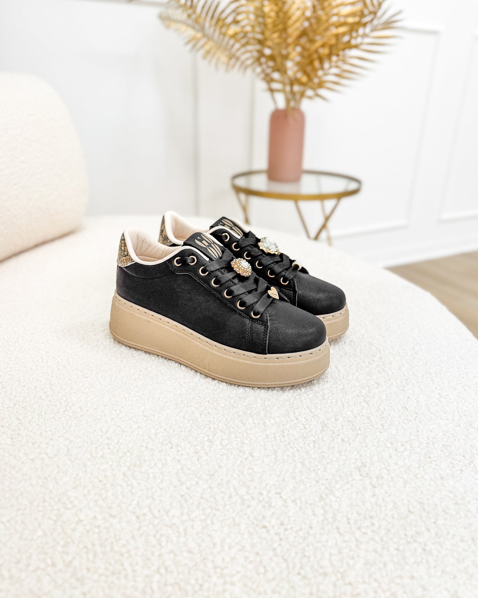 Sneaker “Amanda Nera”