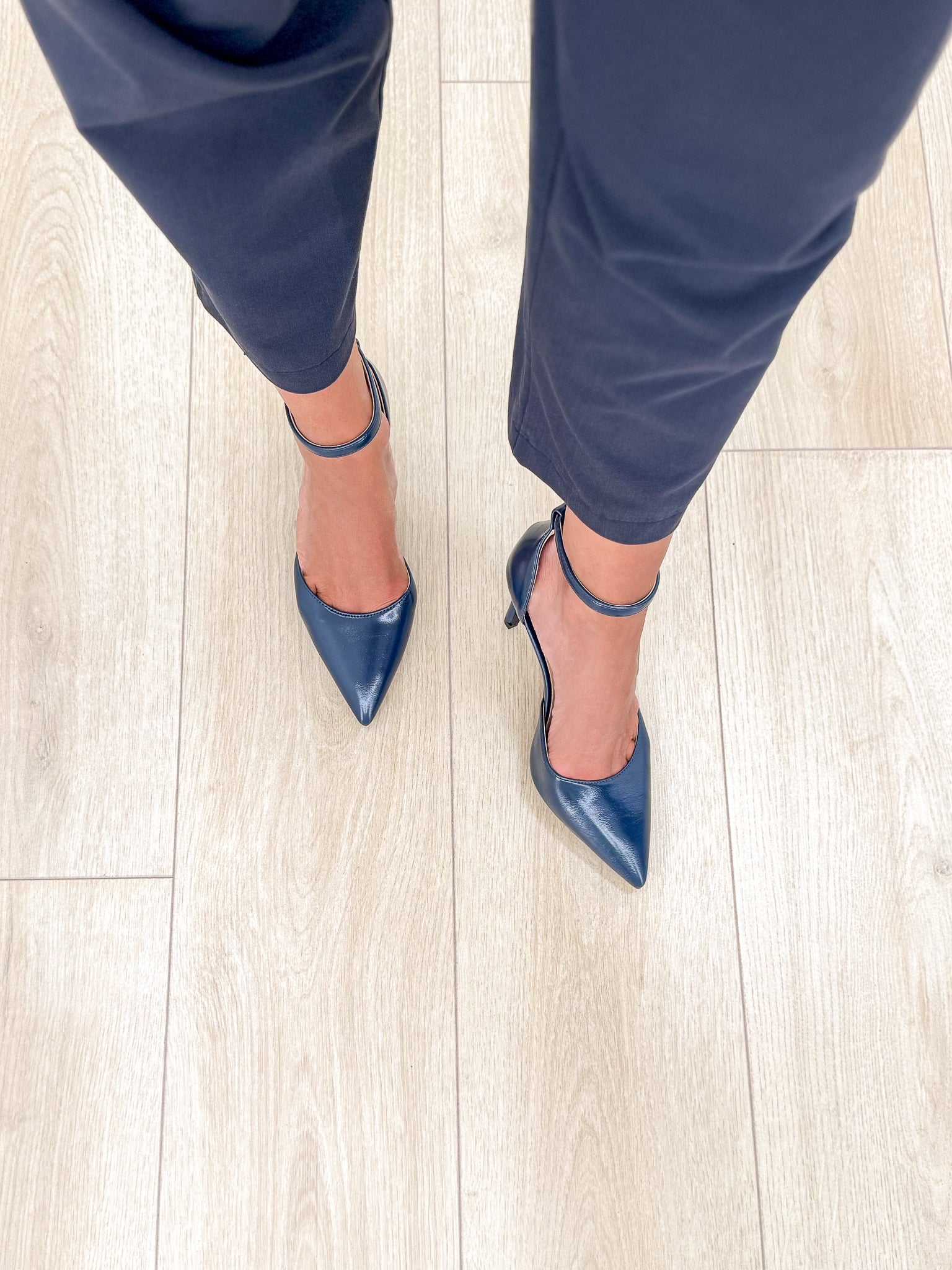 Décolleté “Tessa Blu”