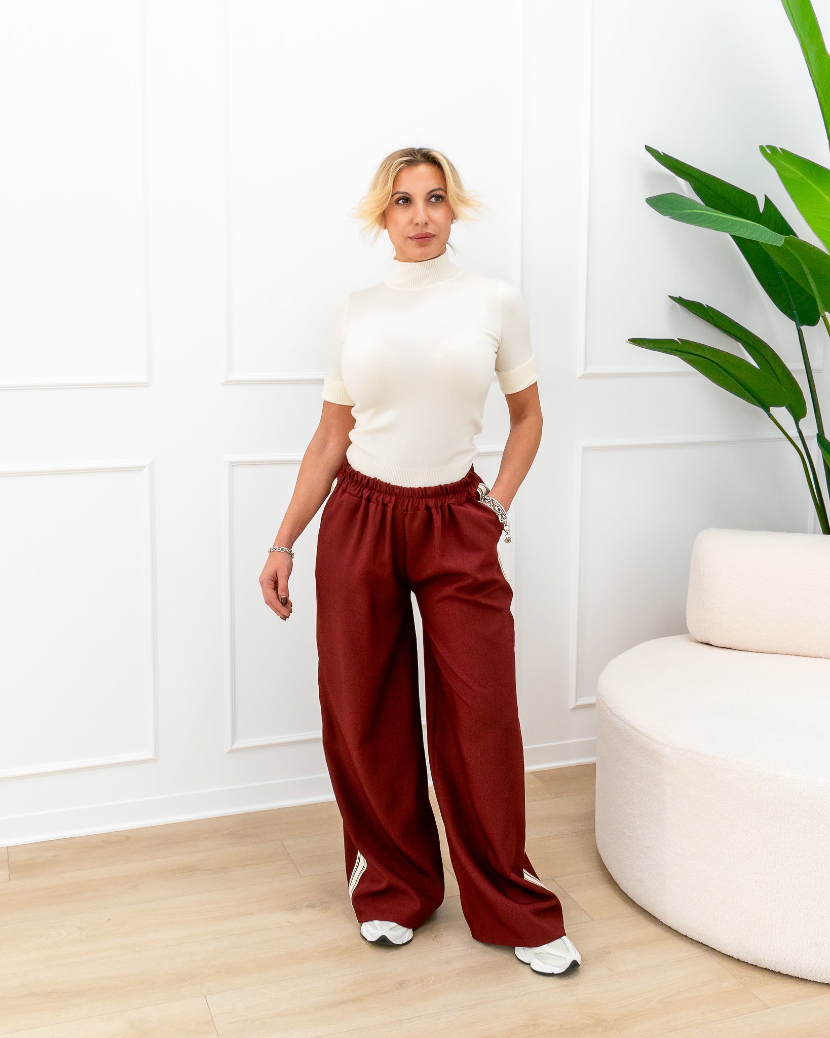 Completo “Melinda Bordeaux”