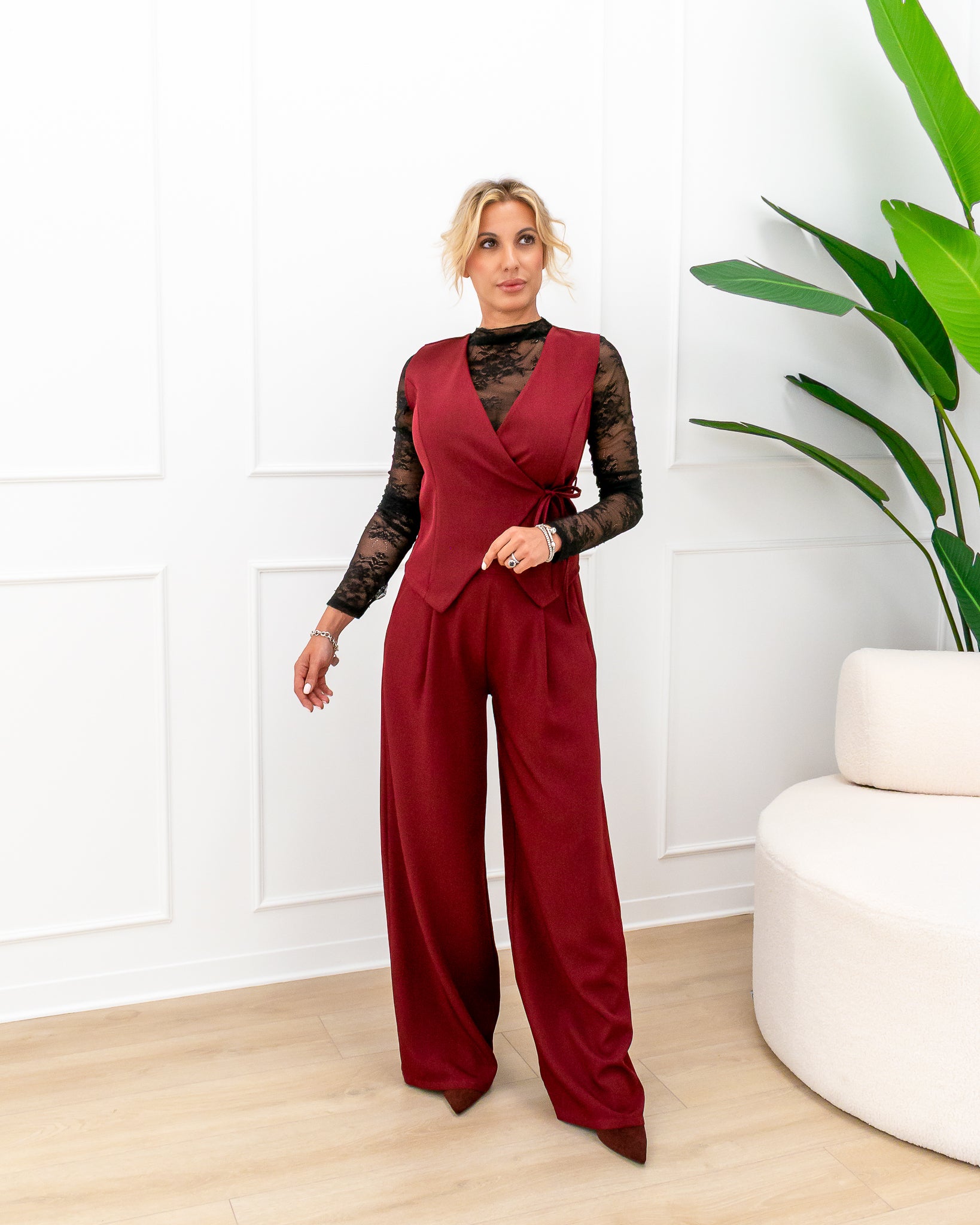 Completo “Lisa Bordeaux”