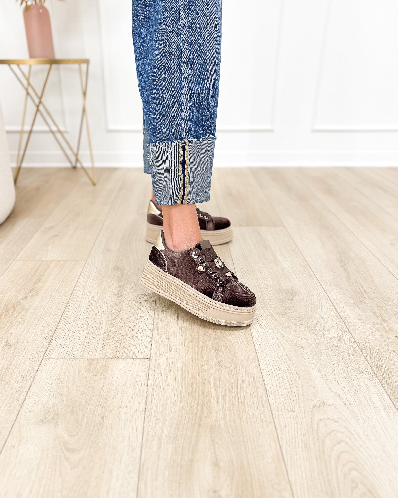 Sneaker “Alma”