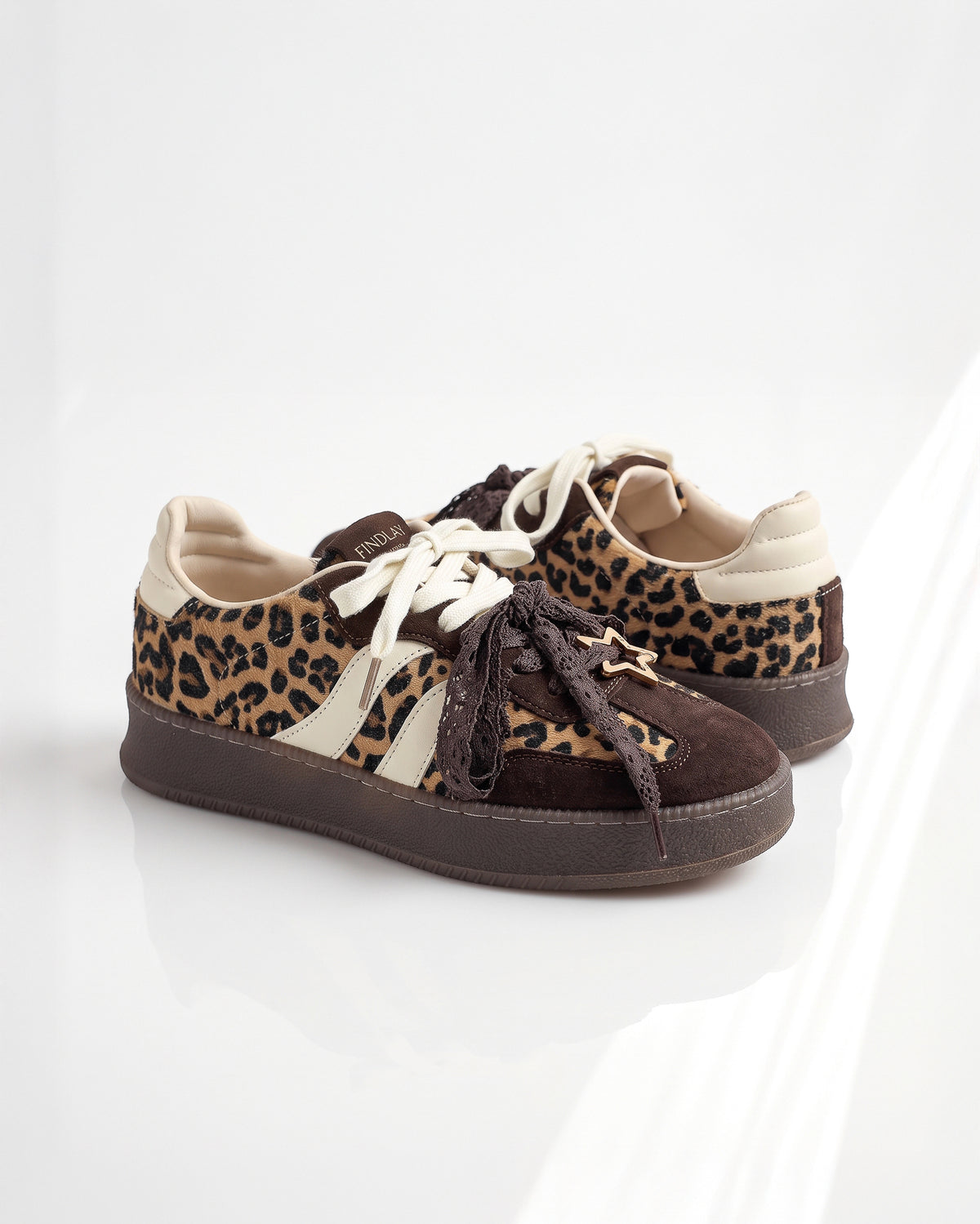 Sneaker "Leonor”